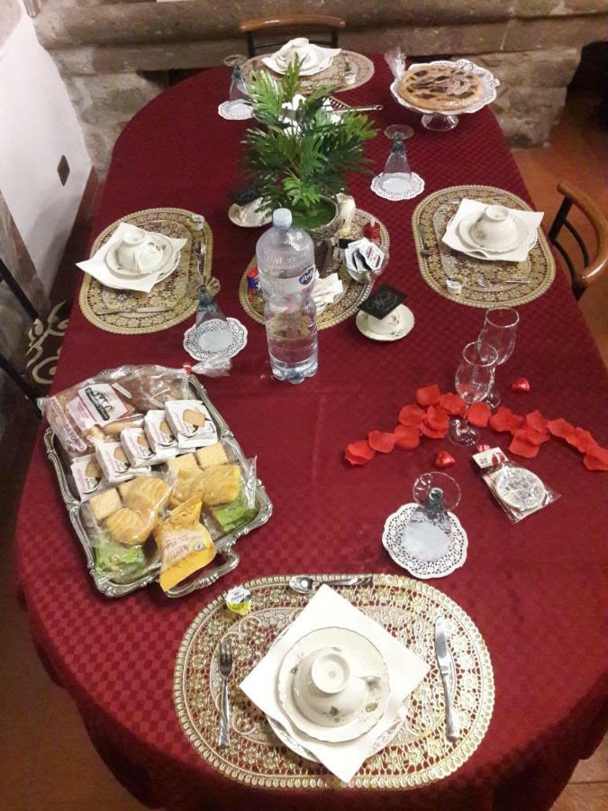 Alloggio Turistico "L'Incontro" 6 Viterbo Ngoại thất bức ảnh